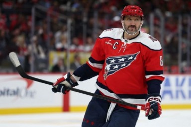 Овечкин повторил рекорд Гретцки по голам в октябре