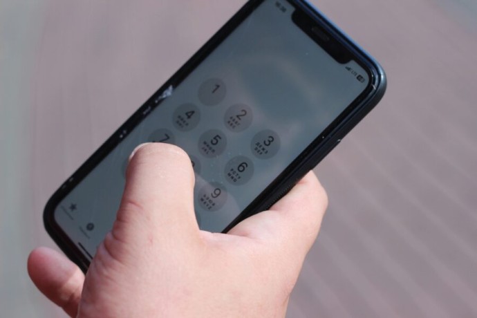 Новгородец оставил свои паспортные данные во время продажи краденного телефона