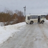 В Подосиновском районе автобус не смог проехать по «зеркальной» дороге