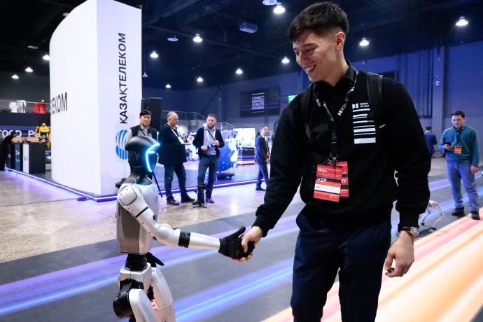 Западные эксперты предложили поставить на паузу разработку сверхразума Западные эксперты предложили поставить на паузу разработку сверхразума