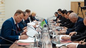 Марат Хуснуллин на ПМЭФ провёл встречу с председателем туркменской части Межправительственной Российско-Туркменской комиссии по экономическому сотрудничеству Нокергулы Атагулыевым