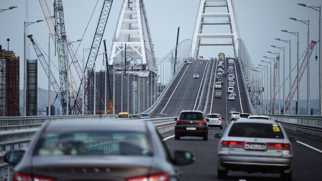 На Крымском мосту восстановили движение