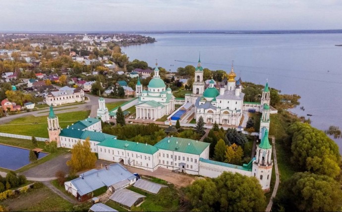Проекты по экологии и благоустройству в Ростове Великом завершат в 2026 году