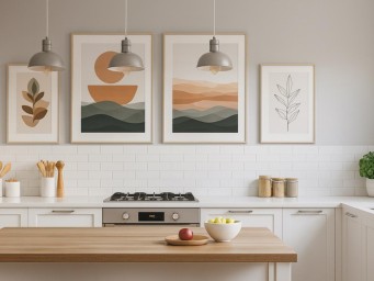 Ненужные контейнеры и посуда часто создают лишний хаос на кухне — специалист Петров