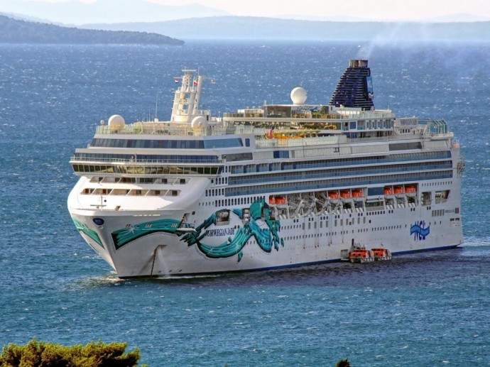 Неожиданное решение: что пассажиры круизов прячут в самых неожиданных местах Неожиданное решение: что пассажиры круизов прячут в самых неожиданных местах