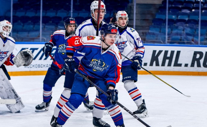 "Сахалинские Акулы" уступили "Атланту" во втором матче выездной серии "Сахалинские Акулы" уступили "Атланту" во втором матче выездной серии