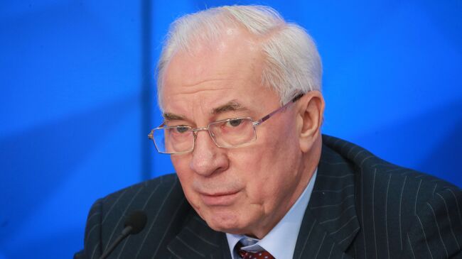 Азаров рассказал, почему Трамп стремится завершить конфликт на Украине