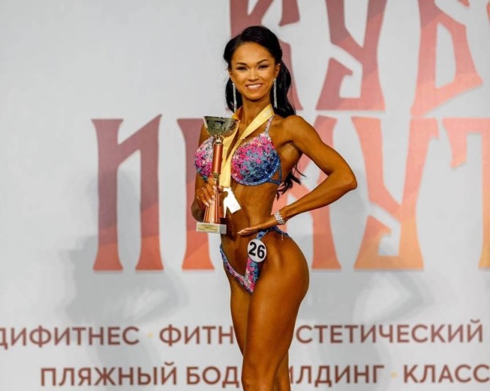 Фит-модель из Бурятии стала вице-чемпионкой Урала и Сибири