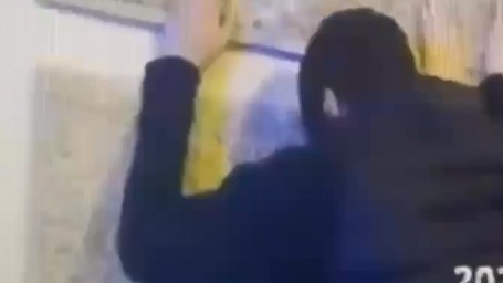 На Владимирском проспекте задержали стрелка, ранившего посетителя бара