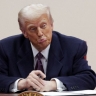 Рейтинг Трампа в США упал до рекордно низких показателей