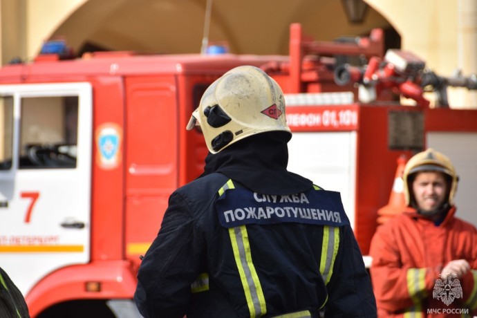 В пожаре в Петроградском районе погибли два человека В пожаре в Петроградском районе погибли два человека