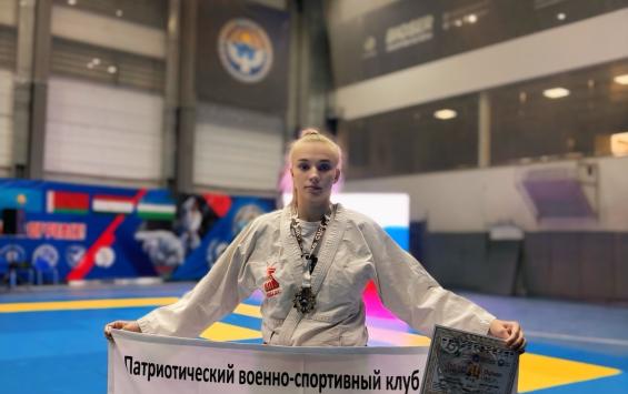 Три курских спортсмена стали мастерами спорта России по рукопашному бою Три курских спортсмена стали мастерами спорта России по рукопашному бою