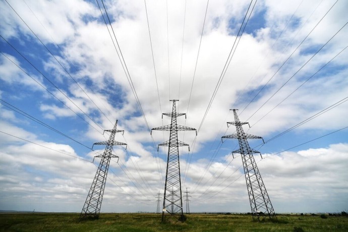 Энергетики отменили временные ограничения на уличное освещение и подсветку рекламы в ЛНР