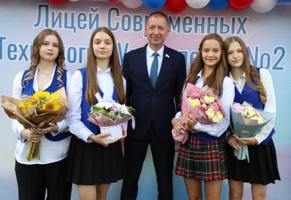 Денис Соболев поздравил пензенцев с Днем знаний