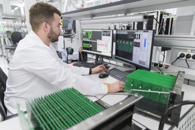 В России стало больше людей, работающих по специальности