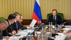 Денис Мантуров провёл совещание по развитию отрасли лесного машиностроения