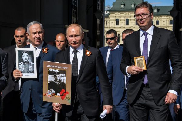 Сербию могут не пустить в ЕС, если Вучич поедет на парад Победы в Москву — Telegraph