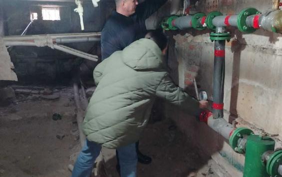 В Курске разбираются с холодными батареями в доме на Станционной, 16: УК провела замеры, к настройке подключили «РИР Энерго»