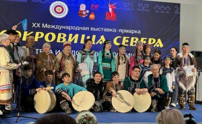 Сахалинский коллектив "Мэнгумэ Илга" с победой возвращается на остров с международной выставки-ярмарки