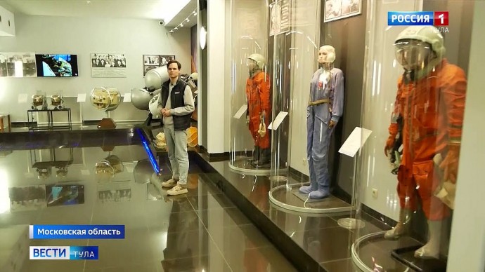 Тульские микрофоны, «птичьи» имена и памперсы: «Вести» узнали об эволюции скафандров