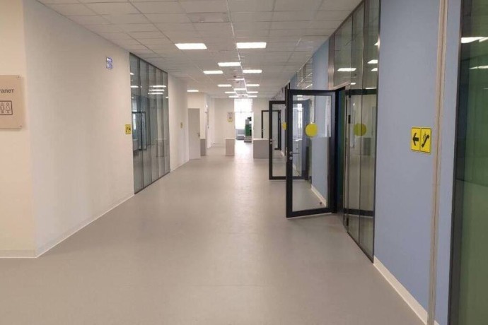 На девятиклассницу из приморской школы продолжают сыпаться обвинения