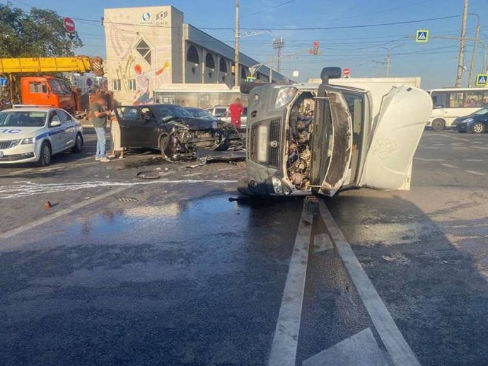 ДТП в Белгороде парализовало движение на центральных автомагистралях