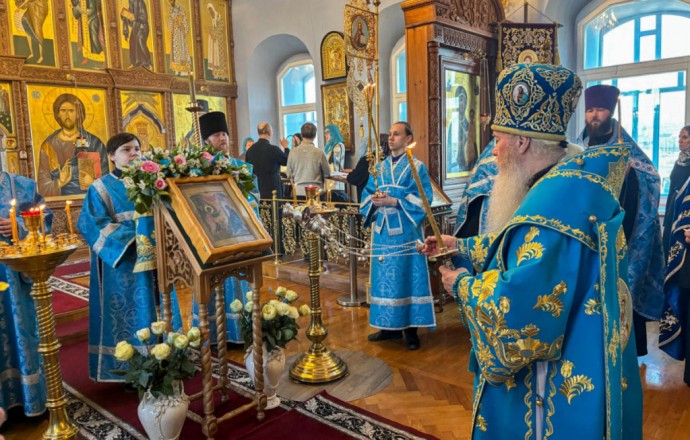 Верующие Бурятии отметили Благовещение Пресвятой Богородицы