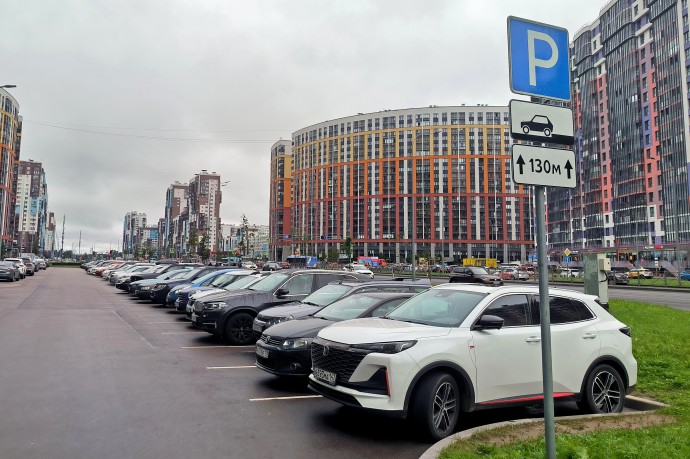 В СФ предложили создать единое парковочное пространство