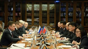 Александр Новак встретился с Министром внешнеэкономических дел КНДР Юн Чжон Хо