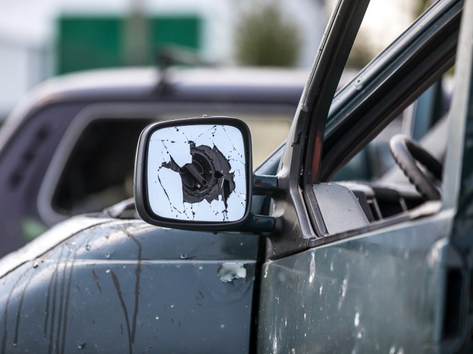 Украинский дрон ударил по легковушке в Волоконовском округе – ранен водитель