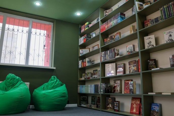 В Перевальске открыли модельную библиотеку