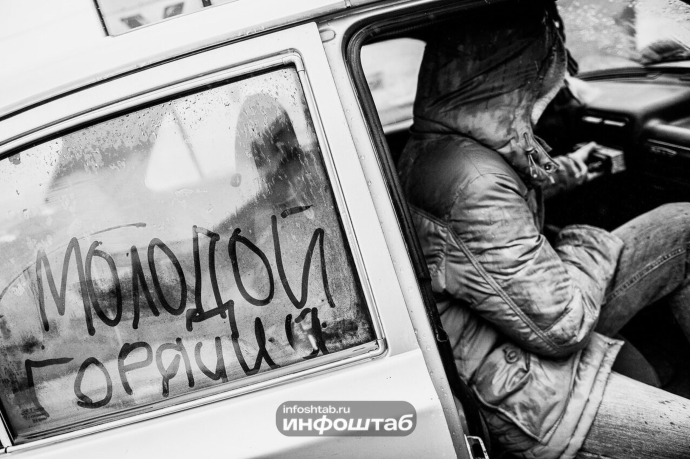 В Астрахани подростки 14 и 15 лет угнали семерку «покататься»