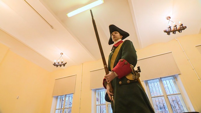 «Петергофские гардемарины Петра Великого» поборются за победу в премии «Служение»