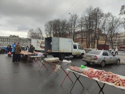 На субботней ярмарке ограничат торговлю молоком и мясом
