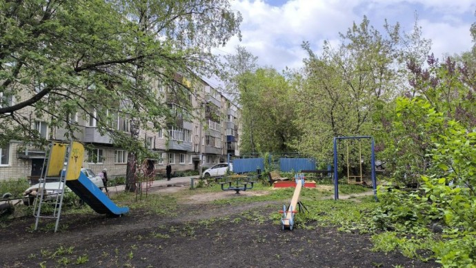 В Пензе восстановили детскую площадку в Заводском районе