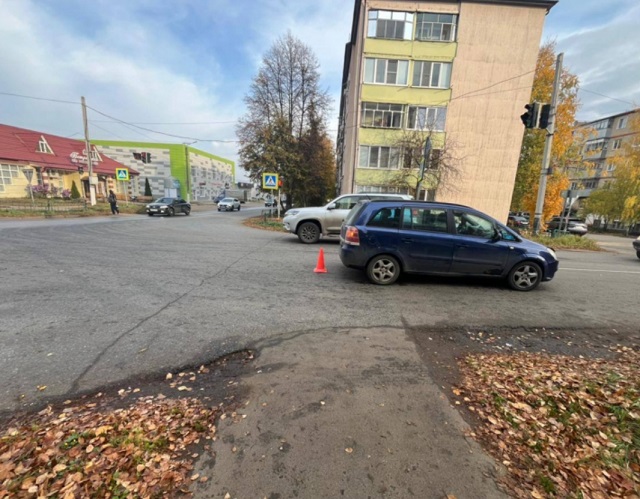 В Рузаевке водитель "Опель Зафира" сбил женщину на переходе