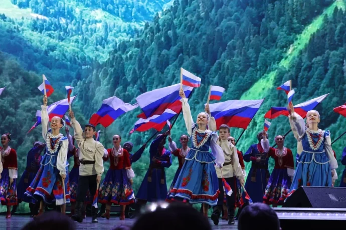 ﻿«Казаки России» отметили юбилей концертом в Кремлевском Дворце