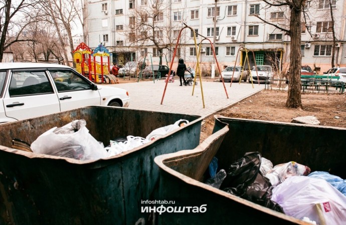 Астраханцы стали меньше жаловаться на вывоз мусора