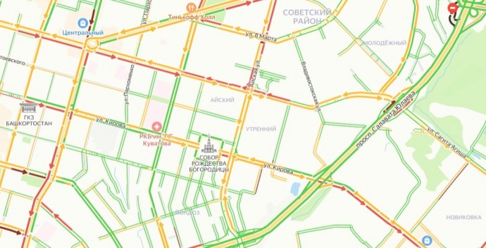 Уфа накануне 8 марта встала в 8-балльных пробках