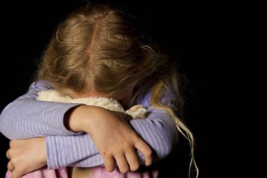 Родители в Испании четыре года не выпускали детей из дома