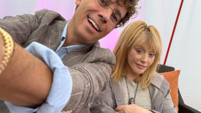 Роскошь против статуса: зачем Галкин* заплатил за номера на Bentley больше, чем за сам автомобиль Роскошь против статуса: зачем Галкин* заплатил за номера на Bentley больше, чем за сам автомобиль