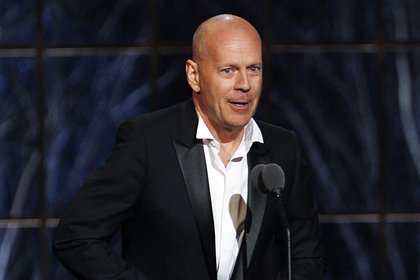 Жена тяжелобольного Брюса Уиллиса раскрыла первый симптом его недуга