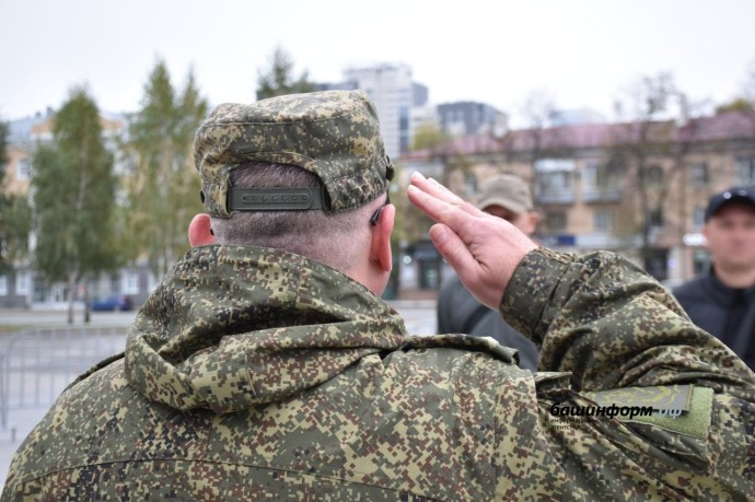 Мобилизованные из Уфы после отпуска отправились на фронт Мобилизованные из Уфы после отпуска отправились на фронт