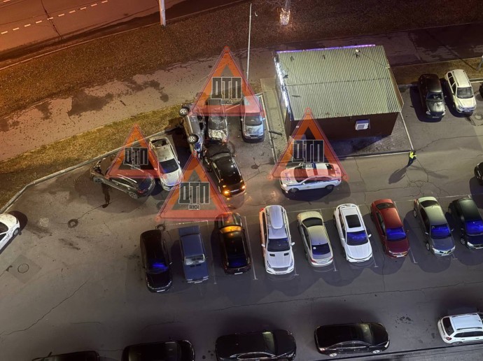 Страшное ночное ДТП в Пензе: иномарка на огромной скорости протаранила пять машин