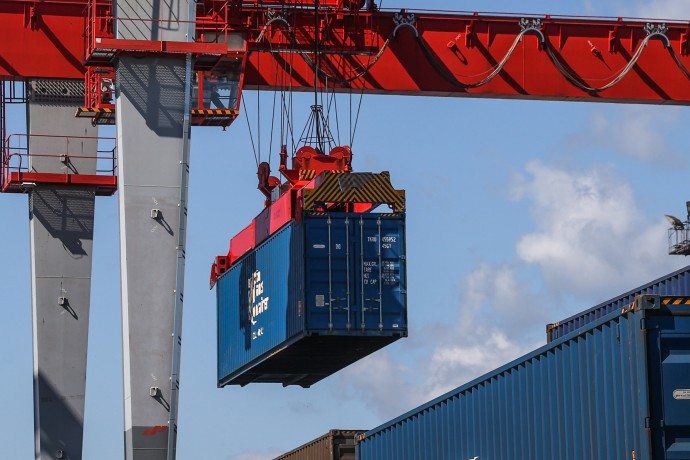 Сенатор Ролик предложил создать в РФ систему сухих портов Сенатор Ролик предложил создать в РФ систему сухих портов