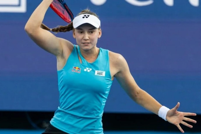 Рыбакина признала, что она слабее Шараповой Рыбакина признала, что она слабее Шараповой