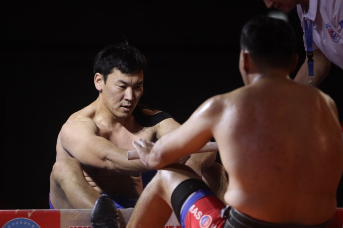 Трансляция. Чемпионат Европы по мас-рестлингу с участием якутян стартует в Словакии Трансляция. Чемпионат Европы по мас-рестлингу с участием якутян стартует в Словакии