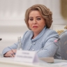 Матвиенко принимает участие в пасхальном богослужении в Санкт-Петербурге
