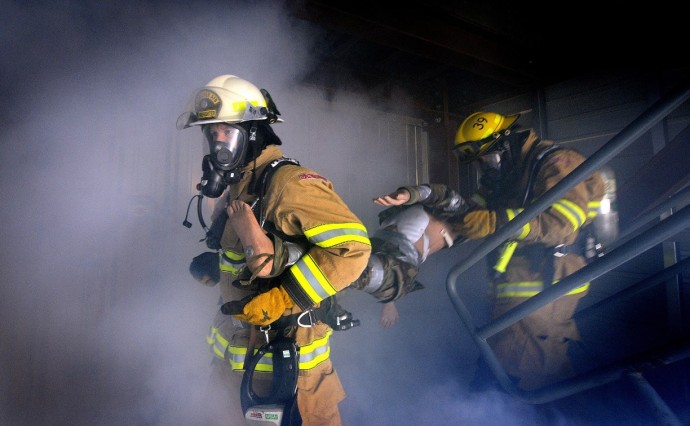 Пожар в частном доме тушили недалеко от Углегорска