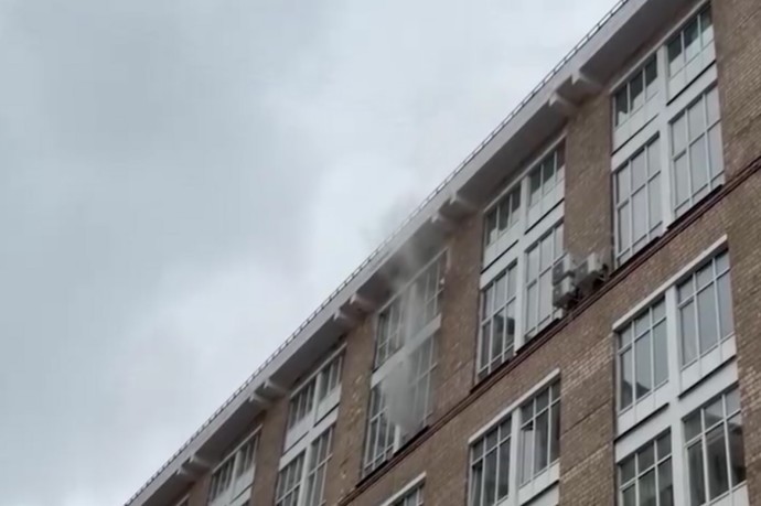 Пожар произошел в здании в Бумажном проезде, где находится редакция Mash